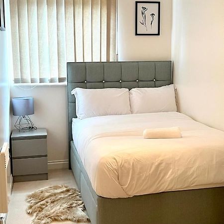 Stylish Luxe Apartment 哈洛 外观 照片