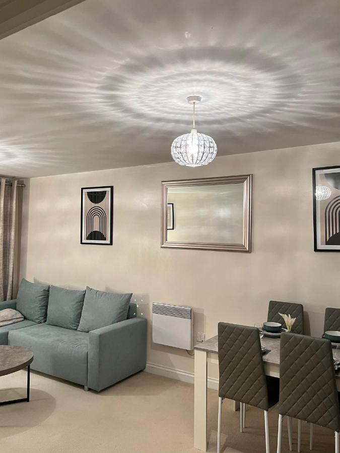 Stylish Luxe Apartment 哈洛 外观 照片