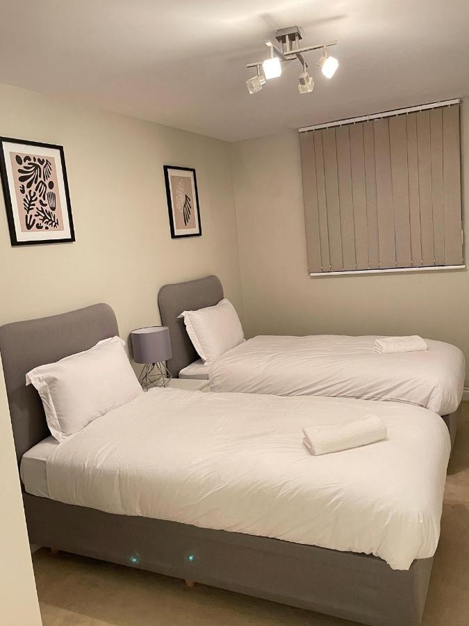 Stylish Luxe Apartment 哈洛 外观 照片